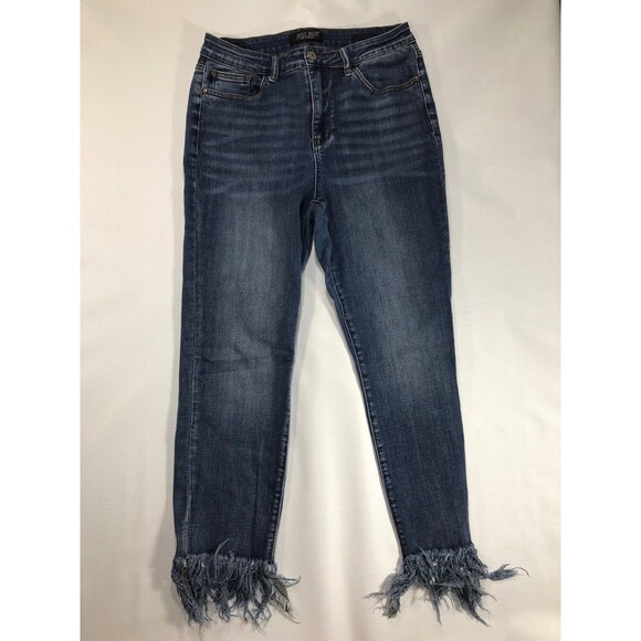 Judy Blue Women’s Distressed Jeans Size 13/31 Flattering Skinny Fit Stretch - Picture 1 of 10